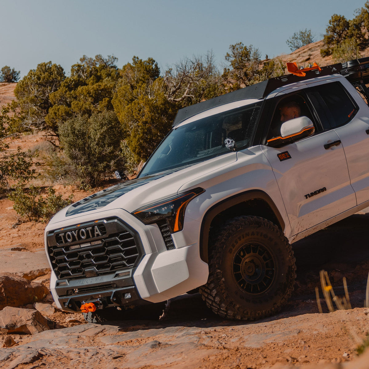 Tundra Lo-Pro Winch Bumper / 3rd Gen / 2022+