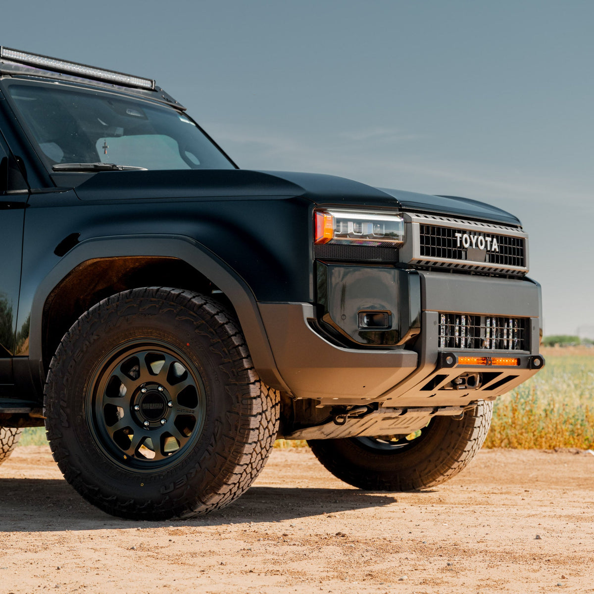 Land Cruiser Front Lo-Pro Winch Bumper / 250 Series / 2024+