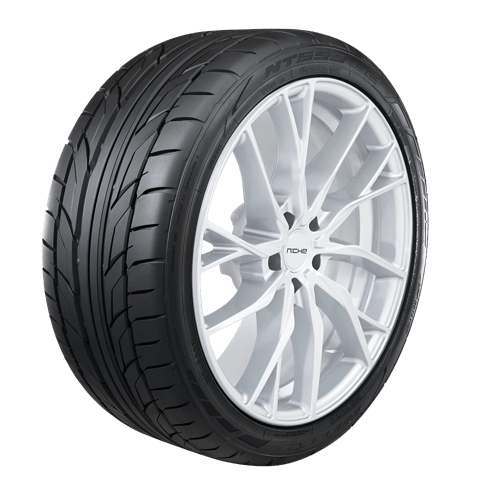 Nitto Nt555 G2 275/30ZR20