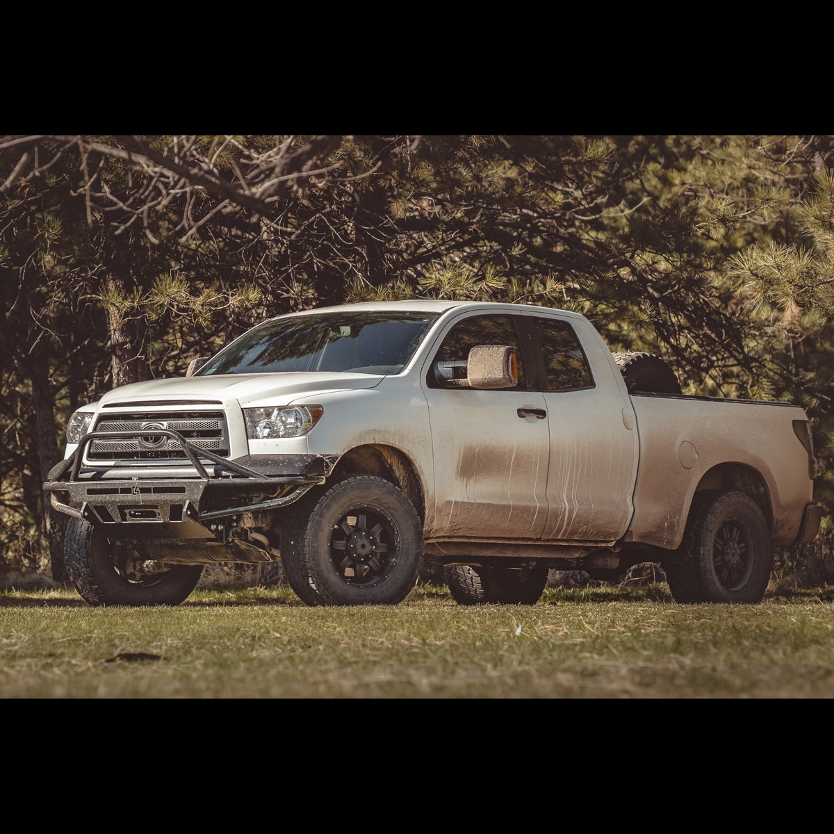 Tundra Hybrid Front Bumper / 2nd gen / 2007-2013