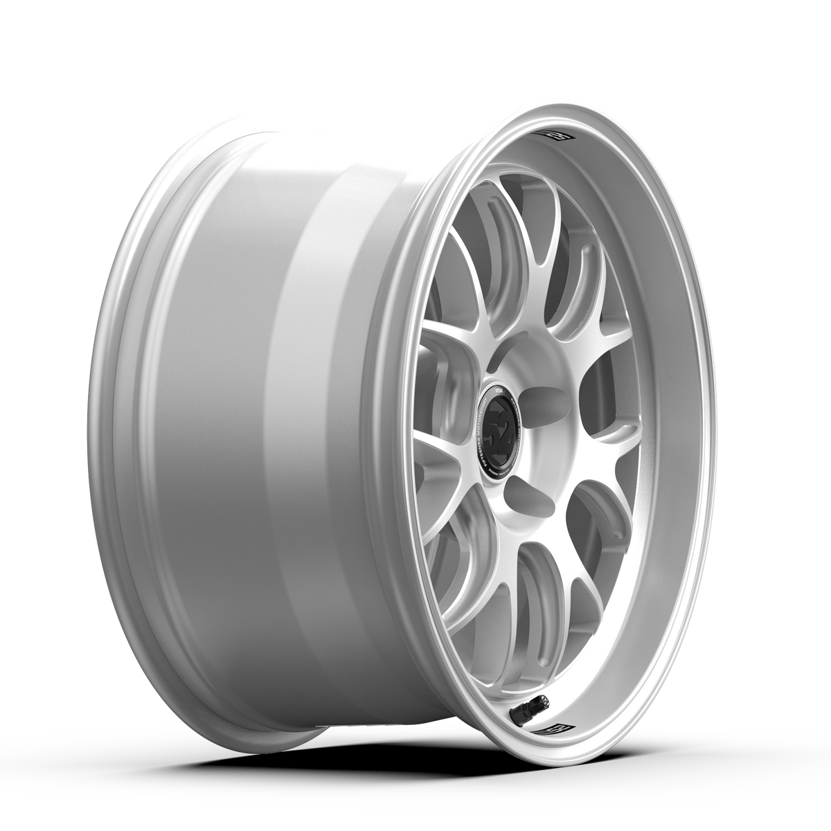 fifteen52 Vertex RSR 18X9.5 +22 5X120 Radiant Silver