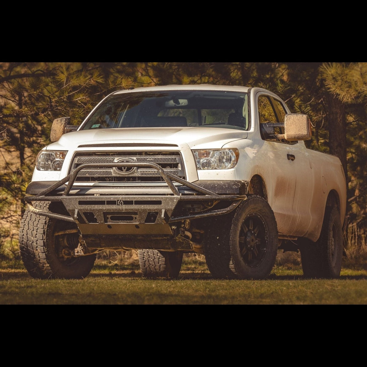 Tundra Hybrid Front Bumper / 2nd gen / 2007-2014