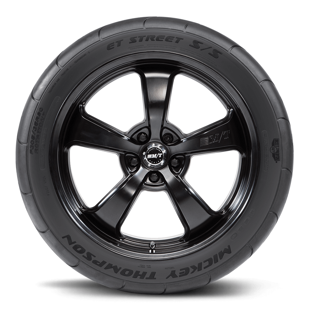 Mickey Thompson Tire Et Street S/S 235/60R15
