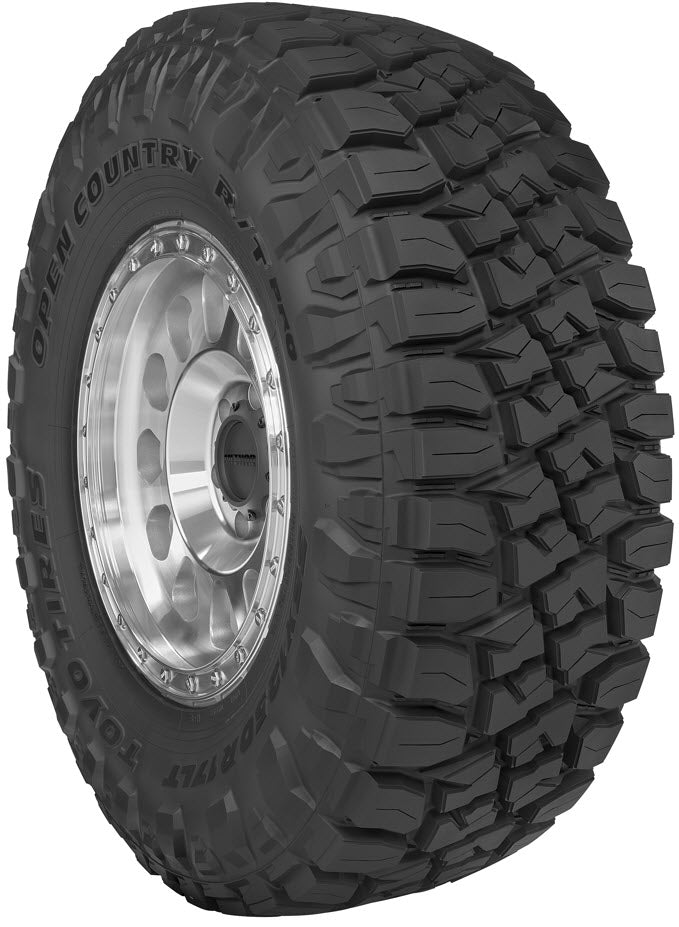 Toyo 355/40R22