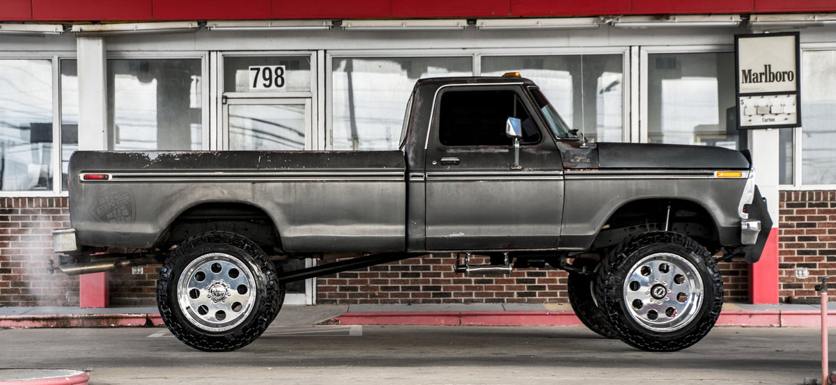 American Force AFW Classic Polished on a Ford F250