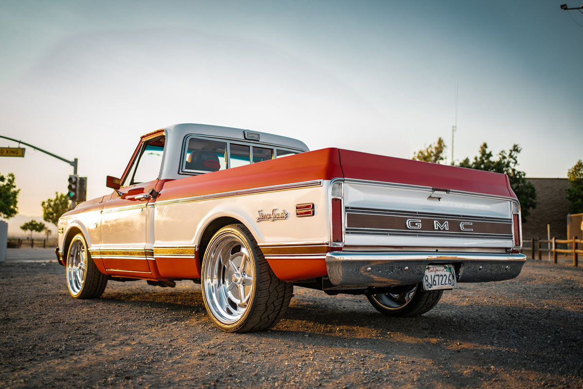 American Racing VN511 Salt Flat Polished on a 1970 GMC C10