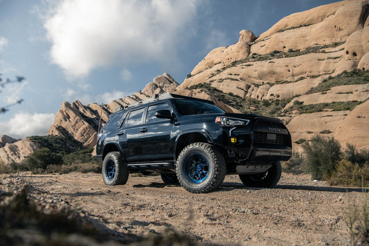 Black Rhino BR017 Etosha Gloss Midnight Blue on a Toyota 4Runner