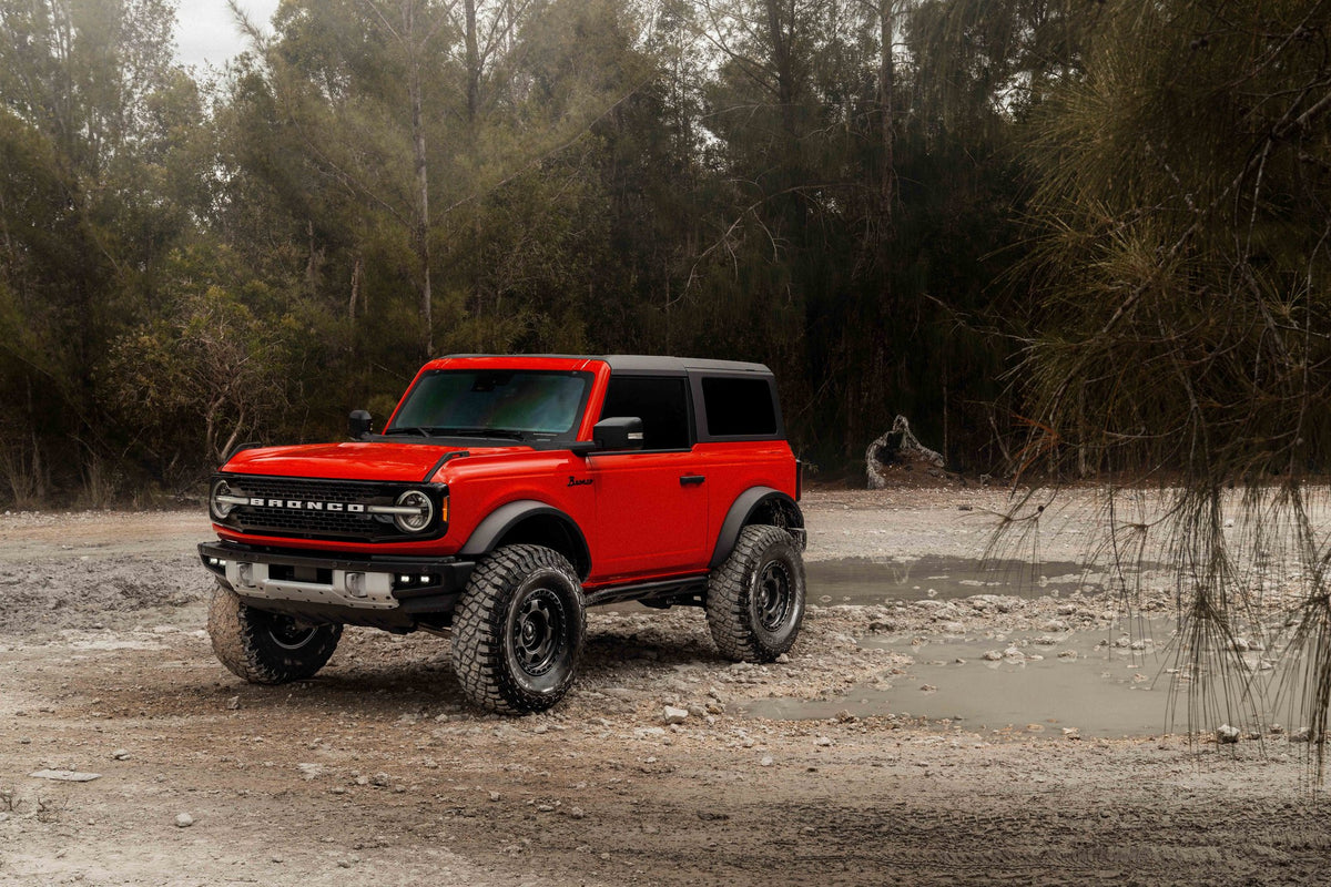 Black Rhino BR018 Voyager Matte Black on a Ford Bronco