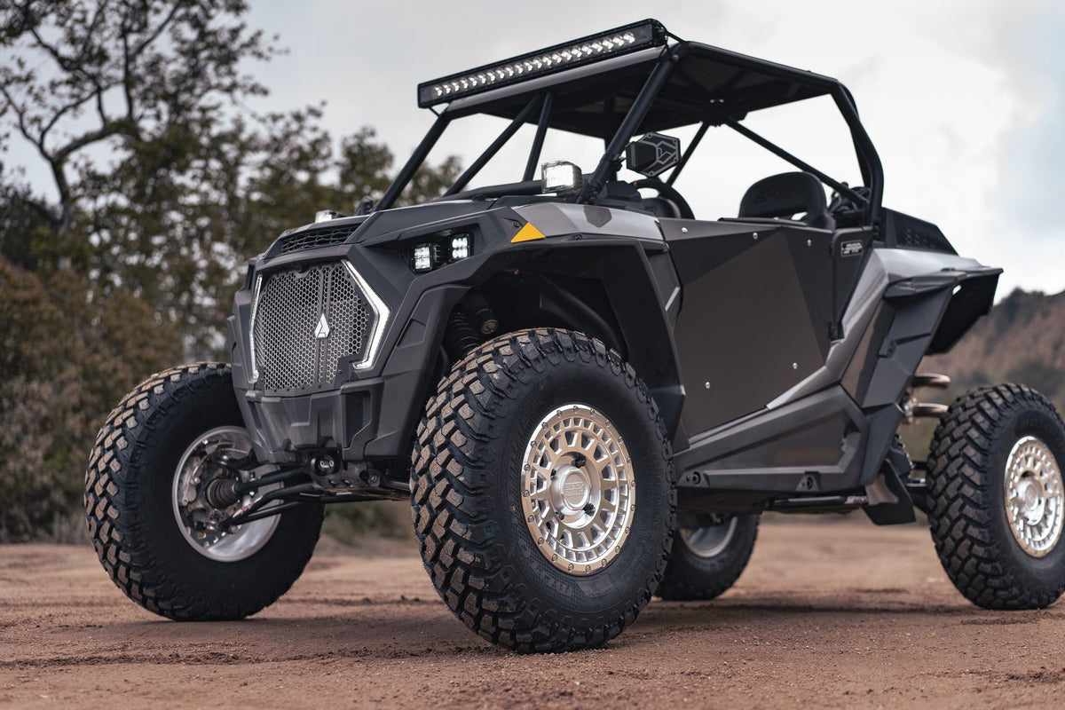 Black Rhino Parker UTV Beadlock Silver with Mirror Cut Face on a Polaris