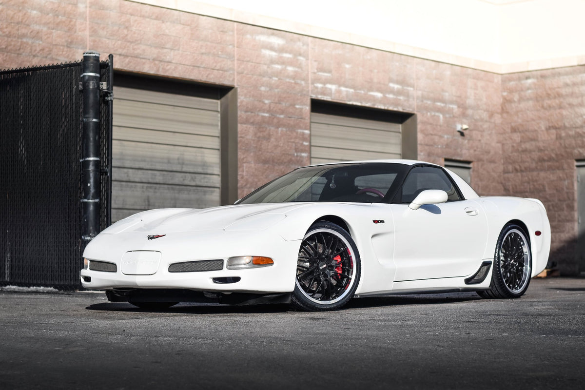 Cray Eagle Gloss Black with Mirror Cut Lip on a 2004 Corvette Z06 C5