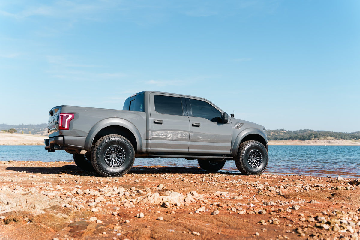 Fuel Off-Road D680 Rebel Matte Gunmetal Black Bead Ring on a 2020 Ford F150 Raptor