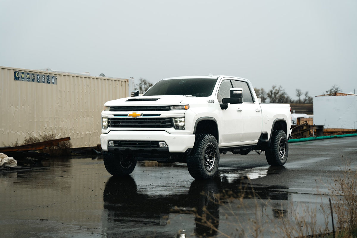 Fuel Off-Road FC881 Surge Gloss Black Machined with GTCC on a Chevrolet Silverado
