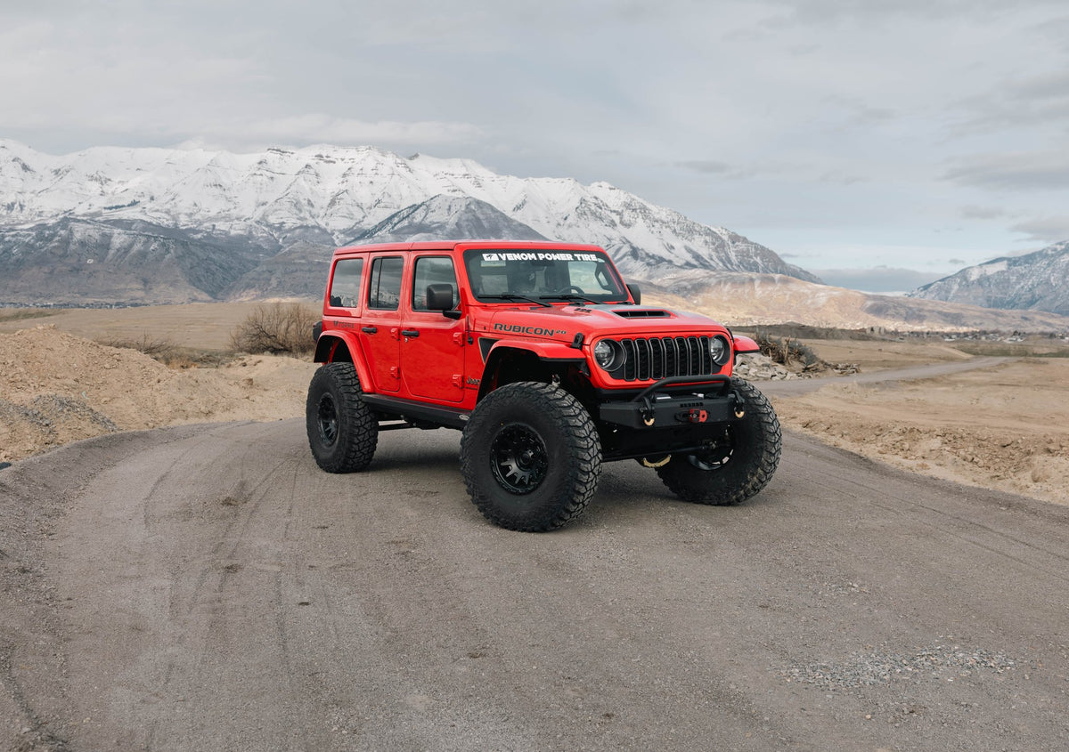 Fuel Off-Road FC884 Fortress Matte Black with Gloss Black Lip on a Jeep Wrangler