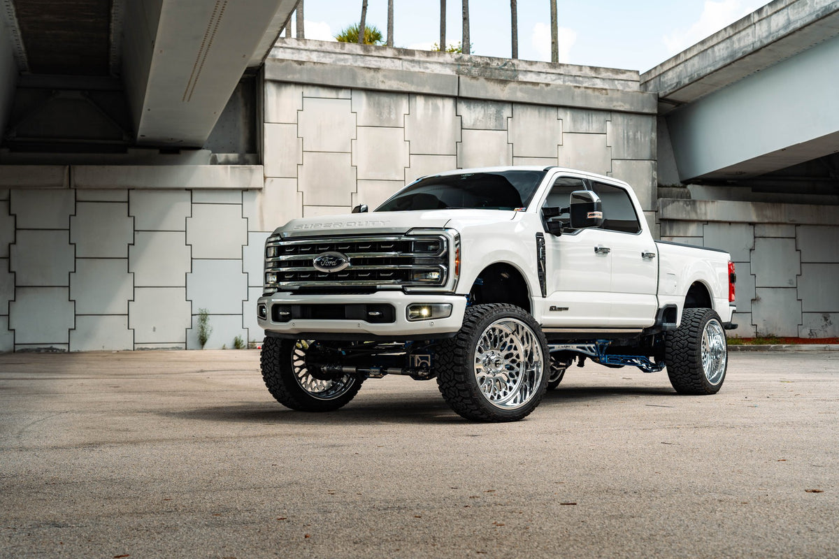 Fuel Off-Road FF127 Illusion Polished on a 2024 Ford F350