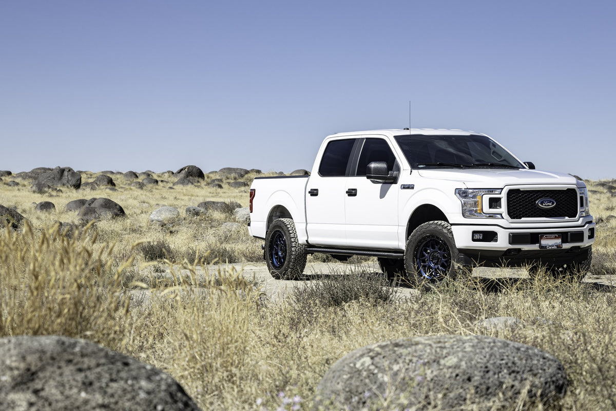 KMC KM549 GRS Midnight Blue with G-Black Lip on a Ford F150