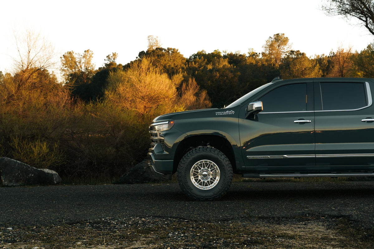 KMC KM555 Attack Gloss Silver with Machined Face on a 2025 Chevrolet Silverado High Country