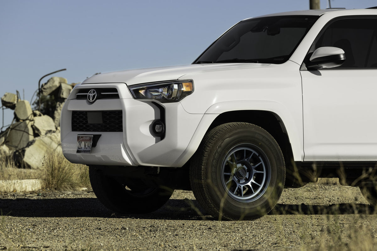 KMC KM729 Range Metallic Blue on a Toyota 4Runner