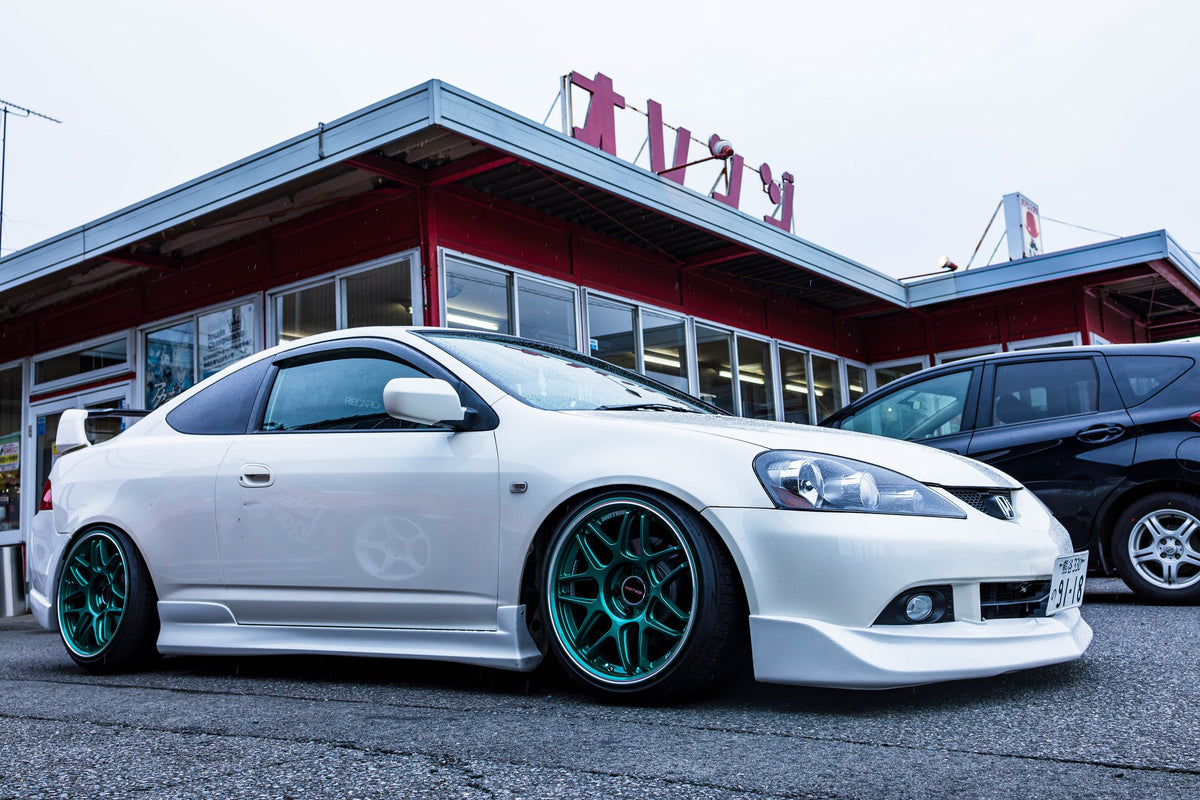 Motegi MR158 Tsubaki Hokkaido Green with Machined Lip on a Honda Integra