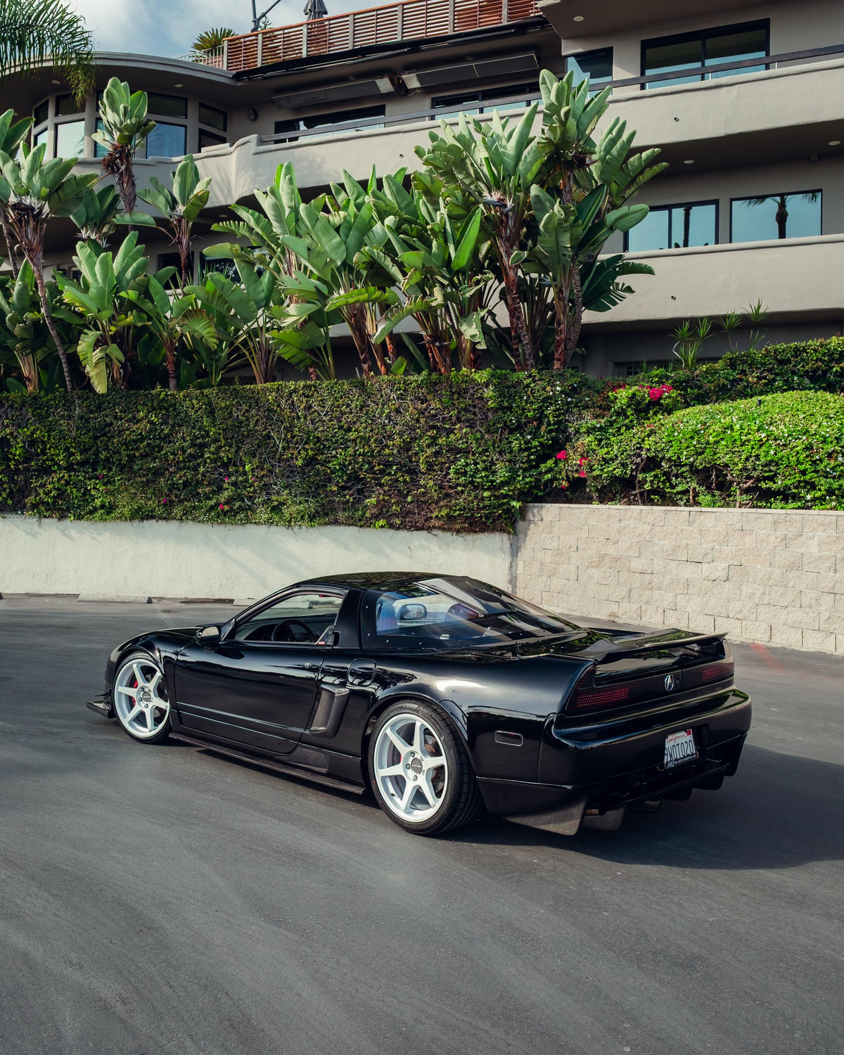 Motegi MR160 Battle VI Matsuri White Pearl on an Acura NSX