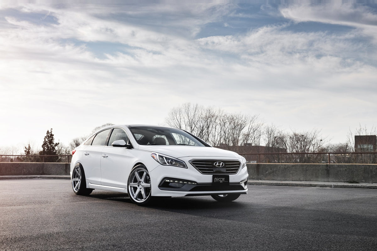 Niche M193 Altair Gloss Silver on a 2019 Hyundai Sonata
