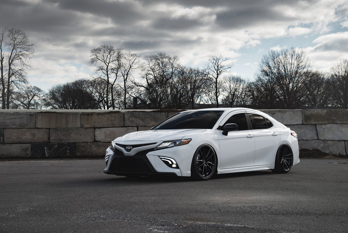 Niche M223 DFS Gloss Black on a 2021 Toyota Camry
