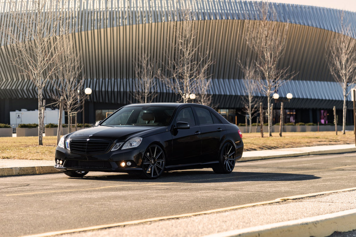 Niche M242 Tifosi Matte Black on a 2015 Mercedes E350