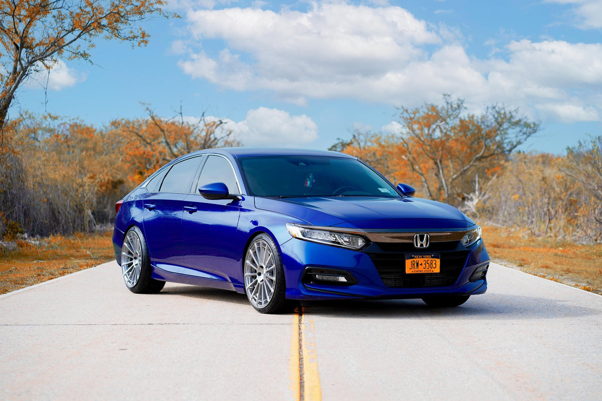 Niche M276 Amalfi Platinum on a 2019 Honda Accord