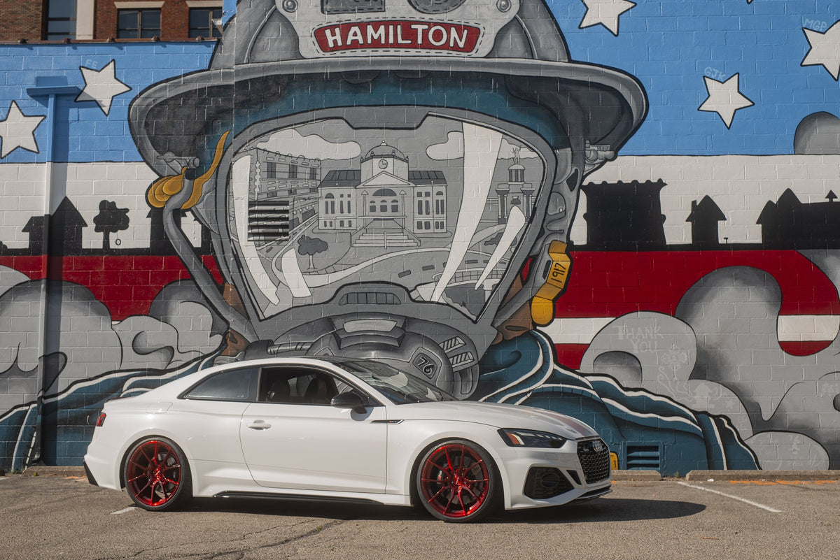 Niche T113 Kanan Brushed Candy Red on a 2018 Audi RS5