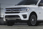 Petrol PE006 P5E Gloss Black with Machined Face on a Ford Expedition