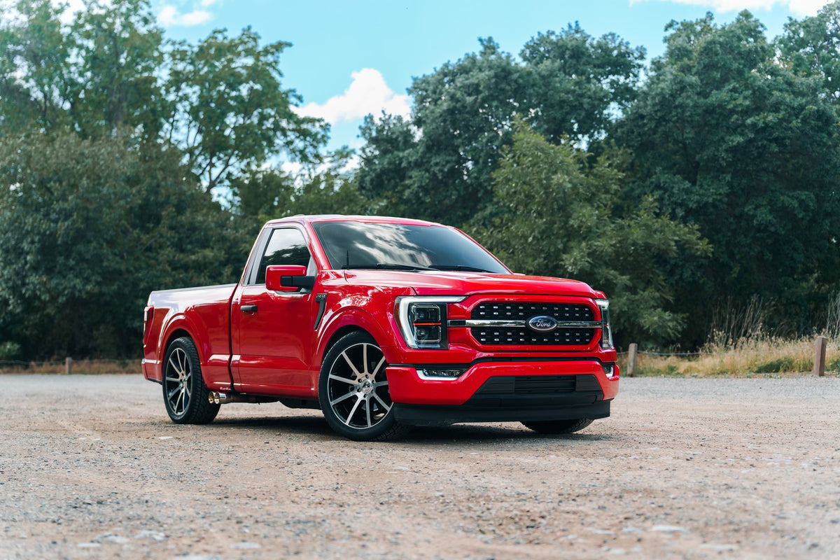 Petrol PE007 P6E Gloss Black with Machined Face on a 2022 Ford F150