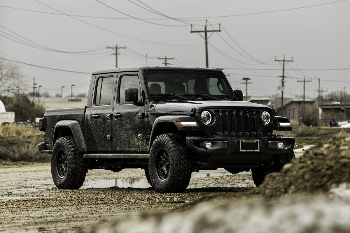Pro Comp PA200 Pulse Matte Black on a 2023 Jeep Gladiator