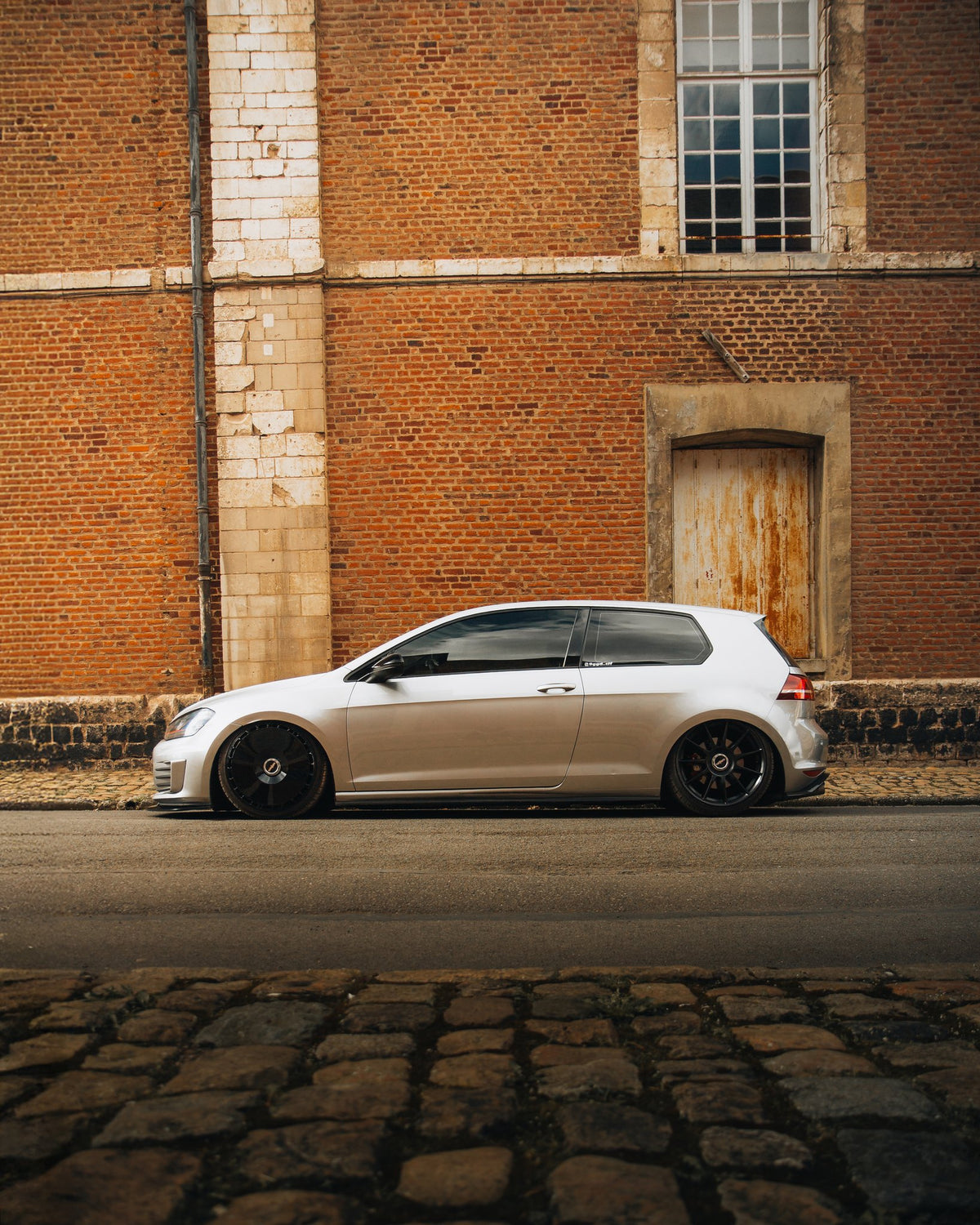 Rotiform R168 DTM Satin Black on a 2015 VW Golf