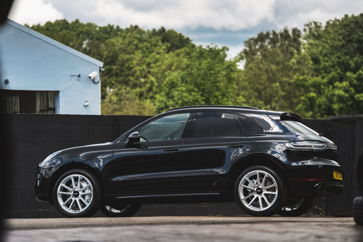 Rotiform R192 BTL Gloss Silver with Machined Face on a Porsche Macan
