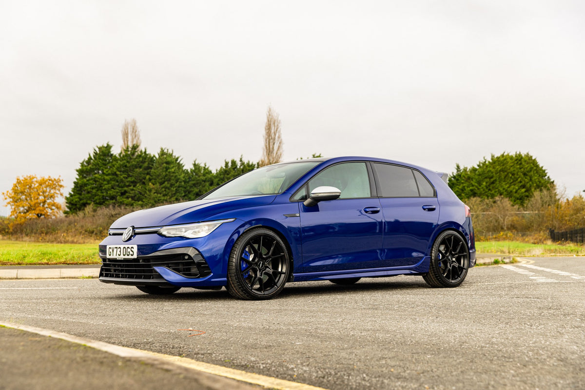 Rotiform RC199 KPR Satin Black on a 2023 VW Golf R