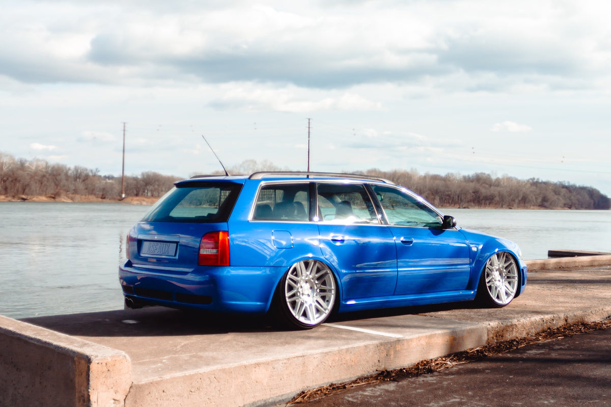 Rotiform RC215 TDX Silver with Machined Face on a 2001 Audi RS4 Avant