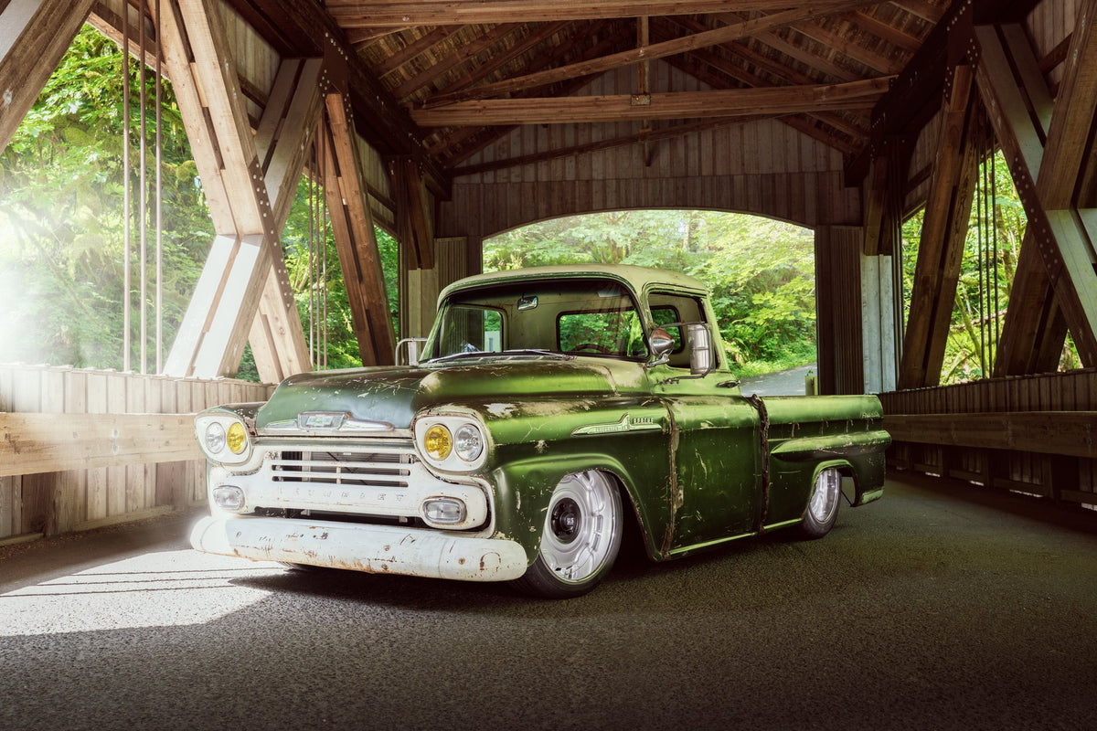 U.S. Mags UC146 Arlington Silver M-Blk Center with Dc-Lip on a 1958 Chevrolet Apache