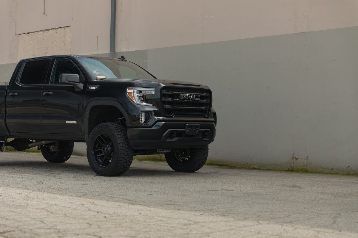 XD XD871 Slash Matte Black on a GMC Sierra